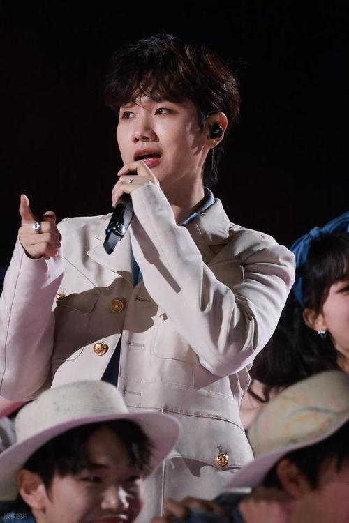 汪蘇瀧與張碧晨,汪蘇瀧與張碧晨跨界合作，共譜青春華章