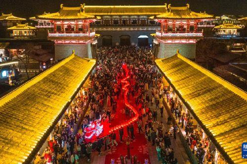 51熱心的朝陽區(qū)群眾今日吃瓜,今日瓜田，誰主沉?。俊?></i>
        <h2><a href=